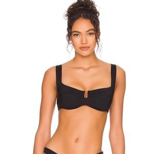NWT L*space Camellia Bikini top - DD